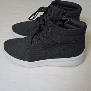 Clarks Women's Black Hightop Sneakers 8.5